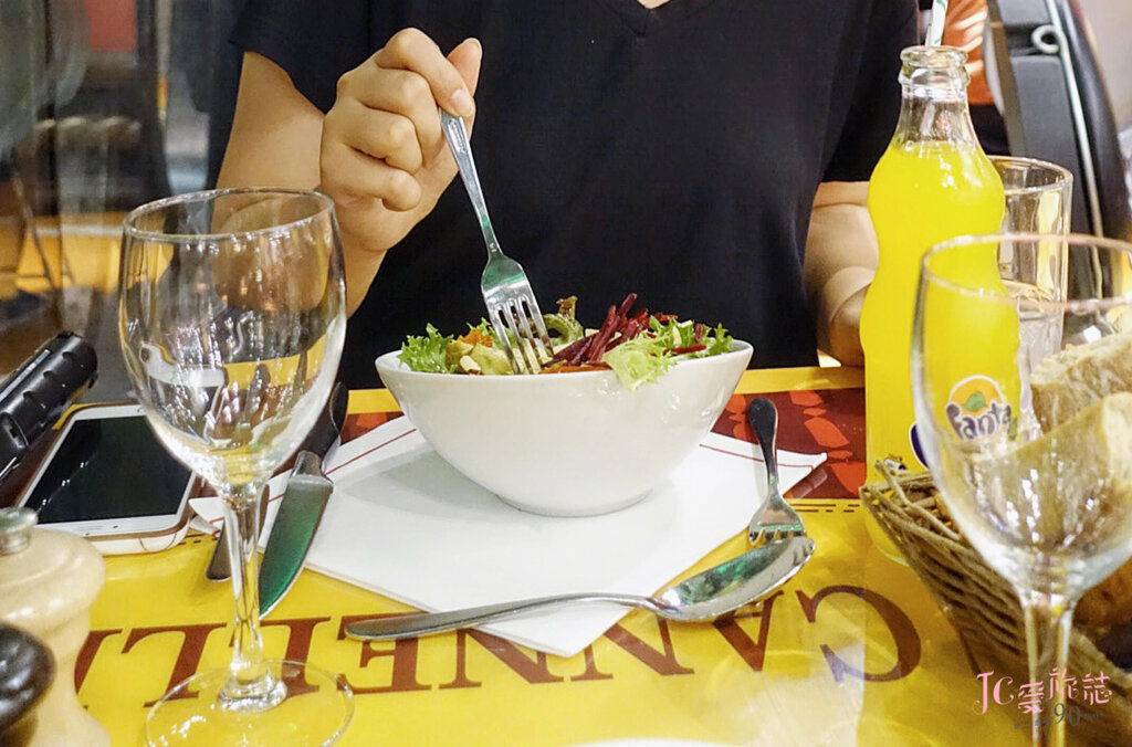 迪士尼卡通《料理鼠王》餐廳 La Ratatouille | 歡迎光臨小米餐廳