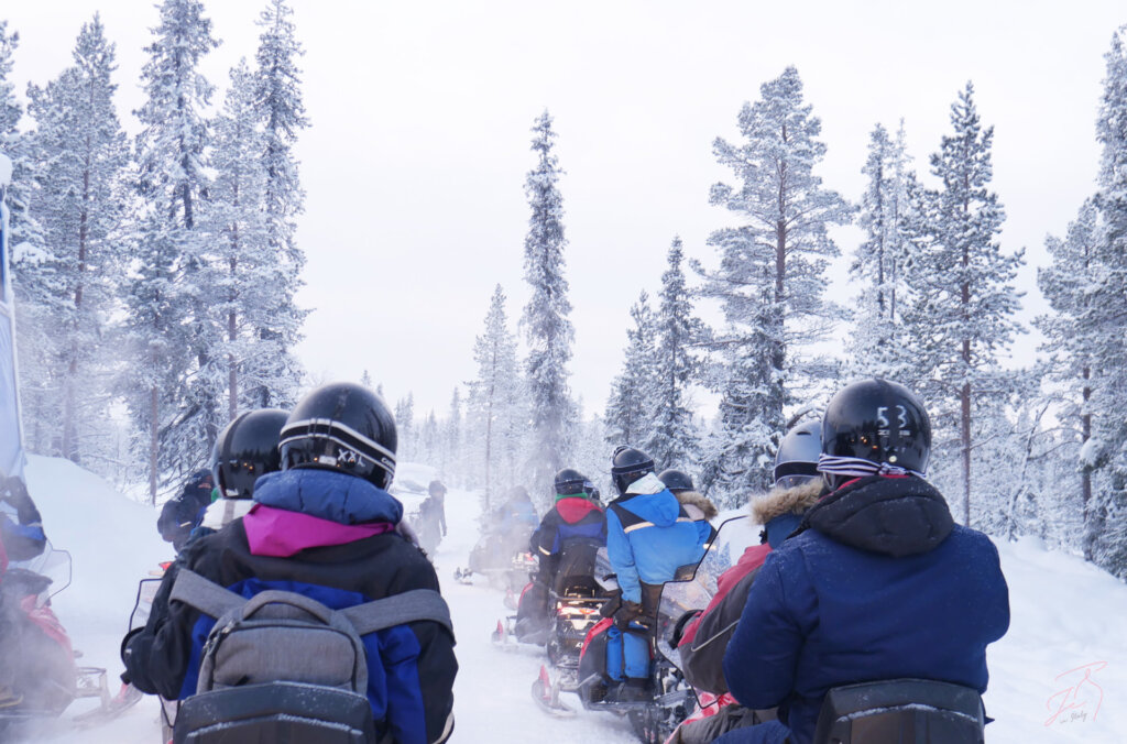 冰旅館參觀 | 第一次騎雪上摩托車就上手